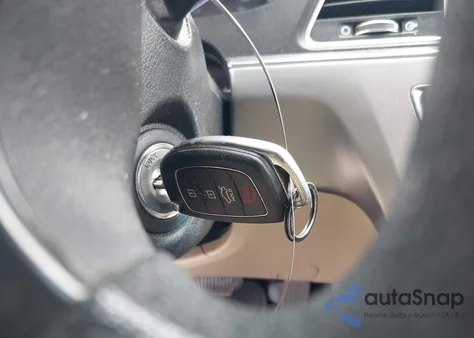 2015 Hyundai Sonata Se z USA, uszkodzony, nr VIN 5NPE24AFXFH225502